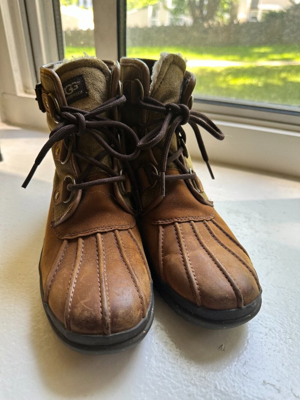 UGG Waterproof Duck Boots Size 7.5